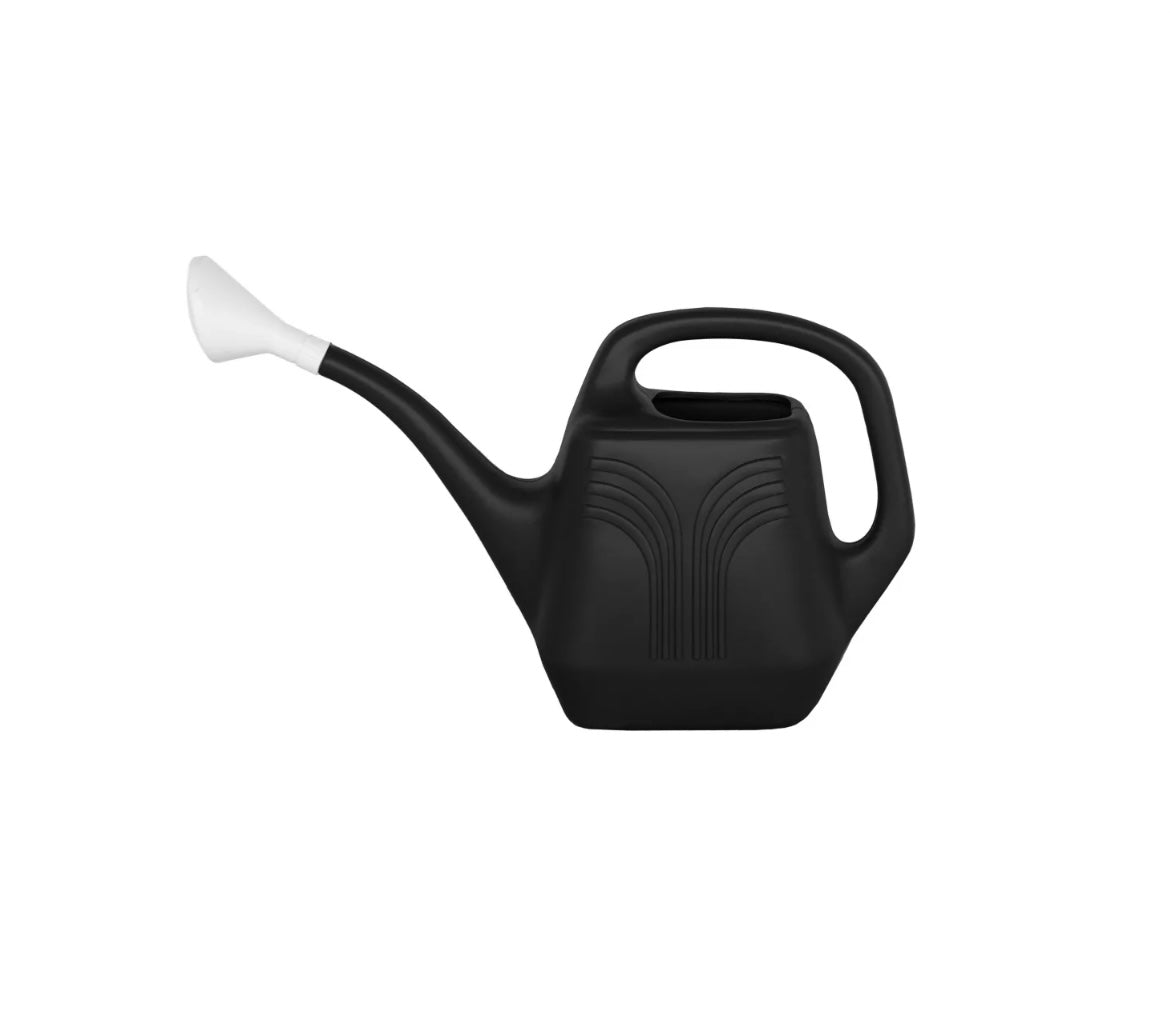 Bloem Living 2 gallon watering can