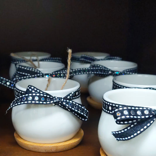 Small White Pots with Black Bow Tye